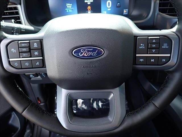 Used 2025 Ford F150 Lightning Lariat AWD/4WD image 19