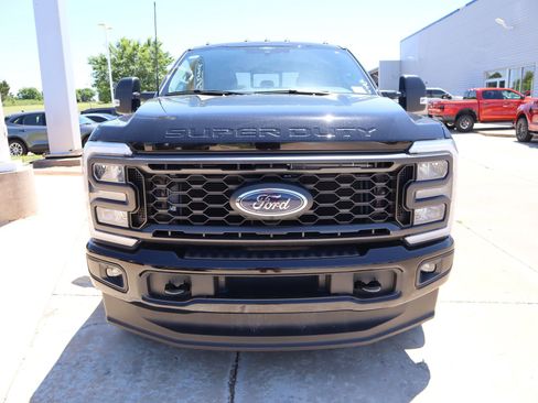 New 2026 Ford F350 XL w/ STX Appearance Package AWD/4WD image 9