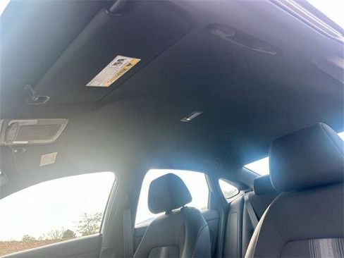 Used 2024 Honda Civic Sport image 29