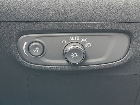 New 2026 Buick Encore GX Sport Touring image 17