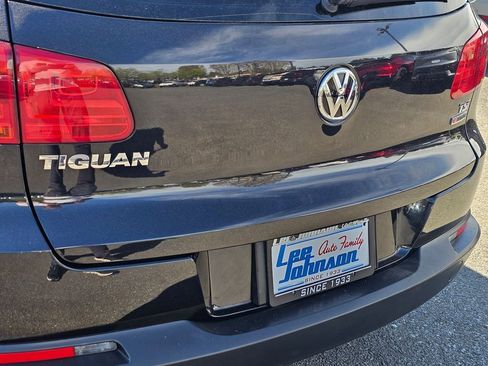 Used 2017 Volkswagen Tiguan Wolfsburg Edition AWD/4WD image 25