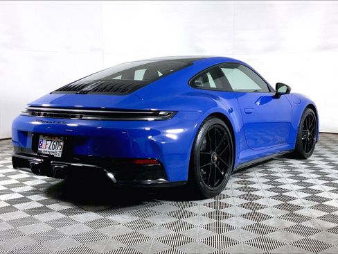 Used 2025 Porsche 911 Carrera 4 GTS AWD/4WD image 9