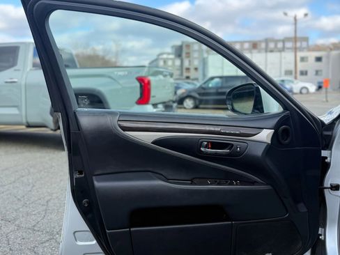 Used 2013 Lexus LS 460 LS 460 Sedan 4D image 28