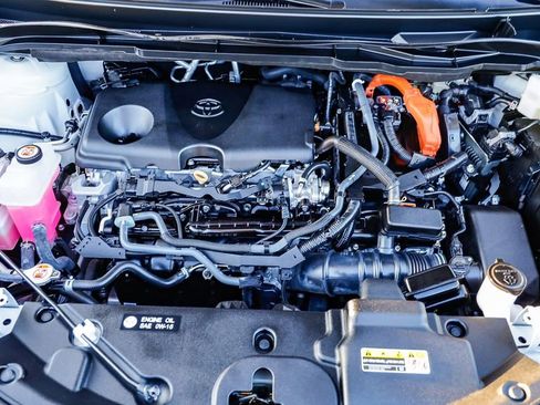 Used 2024 Toyota Sienna XSE w/ XSE Plus Package image 32