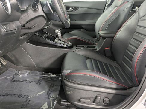 Used 2023 Kia Forte GT w/ GT2 Package image 10