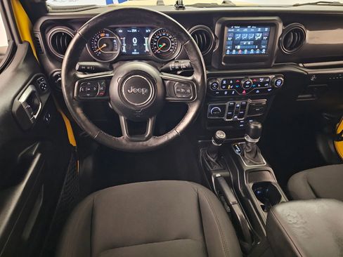 Used 2021 Jeep Wrangler Unlimited Sport image 15