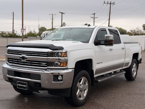 Used 2015 Chevrolet Silverado 3500 LTZ w/ Duramax Plus Package AWD/4WD image 5