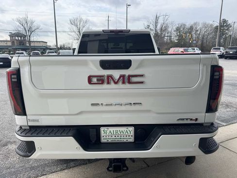 Used 2024 GMC Sierra 2500 AT4 w/ AT4 Premium Plus Package AWD/4WD image 43