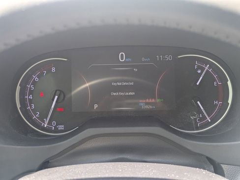 Used 2020 Toyota RAV4 Limited FWD image 30