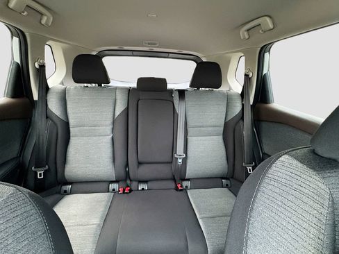 Used 2022 Nissan Rogue SV image 23