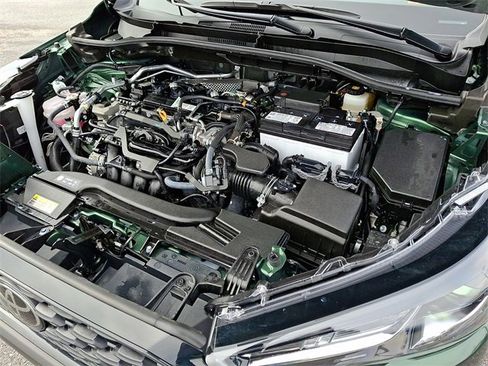 Certified 2025 Toyota Corolla Cross LE image 27