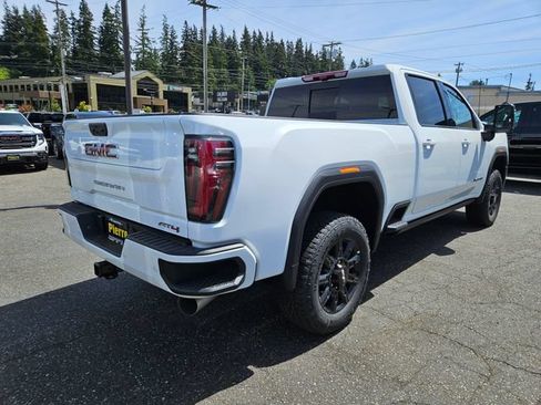 New 2026 GMC Sierra 3500 AT4 w/ AT4 Premium Plus Package AWD/4WD image 5