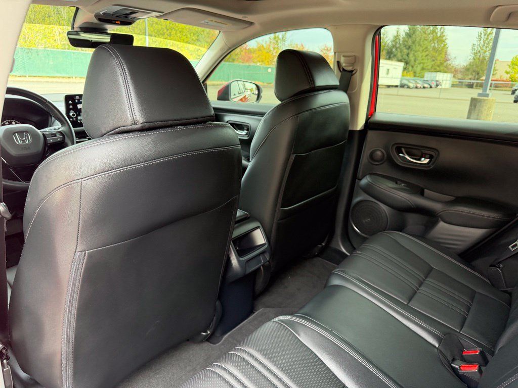 Used 2024 Honda HR-V EX-L image 31
