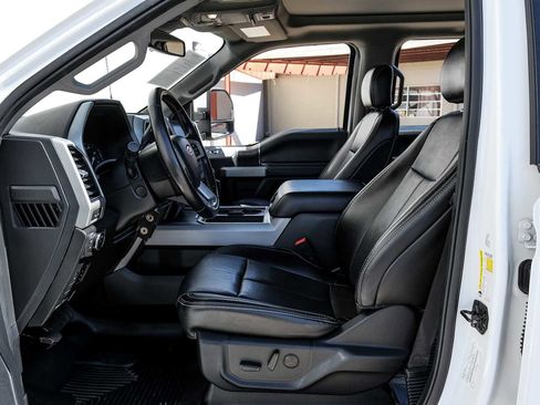 Used 2021 Ford F250 Lariat w/ Lariat Ultimate Package image 4