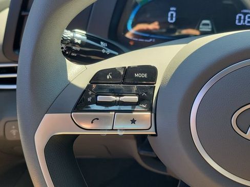 New 2026 Hyundai Elantra SE FWD image 7