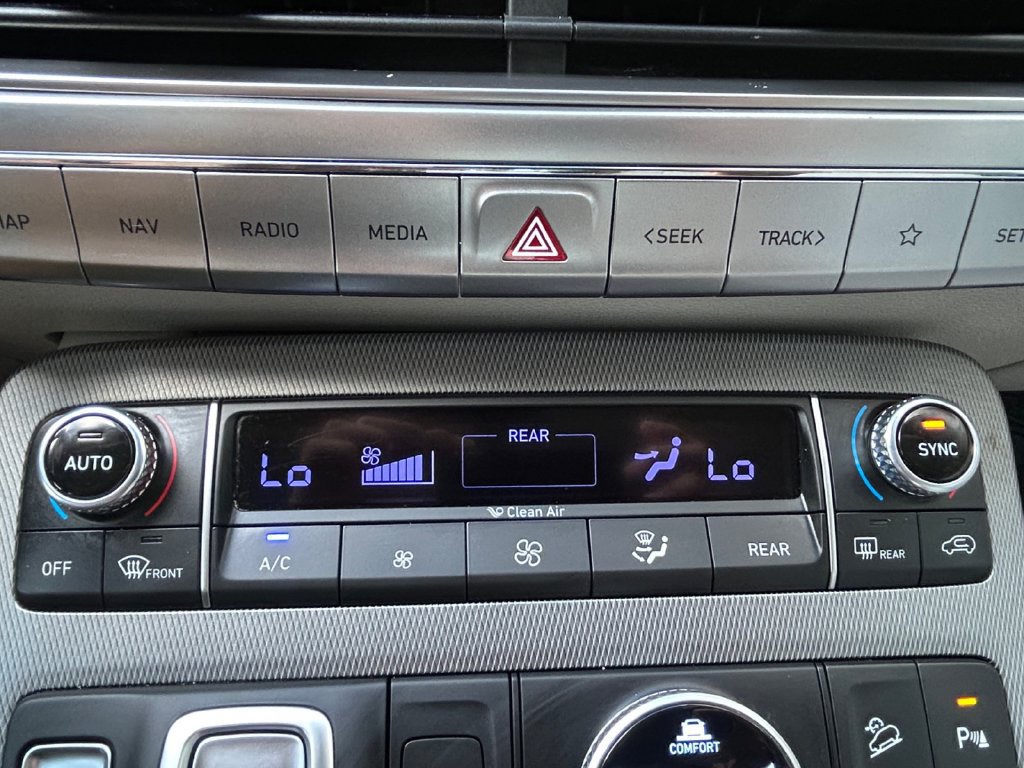 Used 2022 Hyundai Palisade SEL w/ Premium Package AWD/4WD image 4