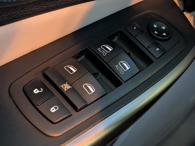 Used 2021 Jeep Cherokee Latitude Plus w/ Sun & Sound Group FWD image 22