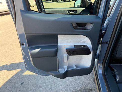 New 2025 Ford Maverick XLT w/ XLT Luxury Package image 10