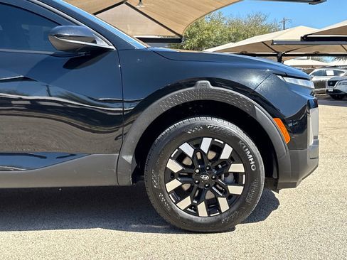 Certified 2025 Hyundai Santa Cruz SE FWD image 5