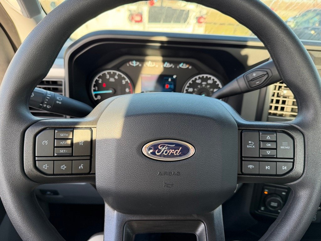 New 2025 Ford F350 XL w/ STX Appearance Package AWD/4WD image 13