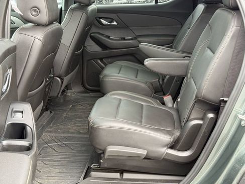 Used 2023 Chevrolet Traverse LT w/ LPO, Floor Liner Package image 12