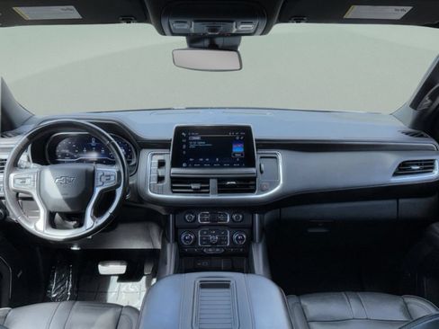 Used 2023 Chevrolet Suburban RST RWD image 35