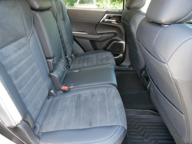 Used 2024 Mitsubishi Outlander SE AWD/4WD image 9