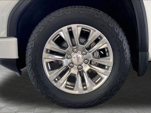 Used 2023 GMC Sierra 1500 Denali w/ Technology Package AWD/4WD image 21