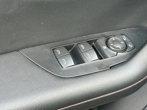 Used 2025 Chevrolet Blazer RS image 13