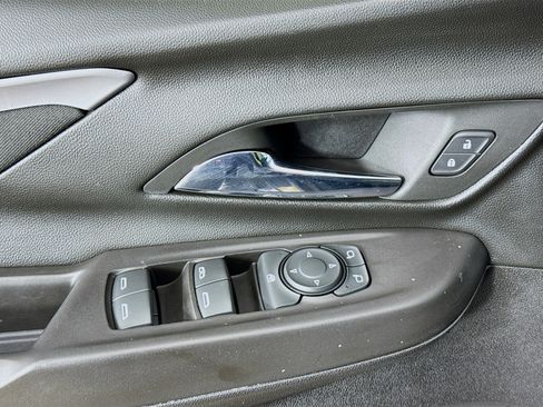 Used 2023 Chevrolet Bolt LT image 18