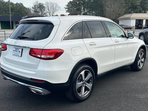 Used 2019 Mercedes-Benz GLC 300 w/ Premium Package image 6