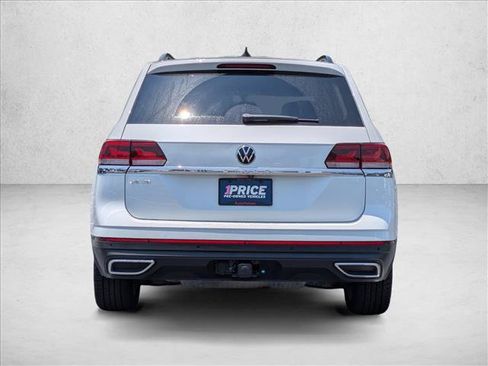 Used 2022 Volkswagen Atlas SE w/ Panoramic Sunroof Package FWD image 6