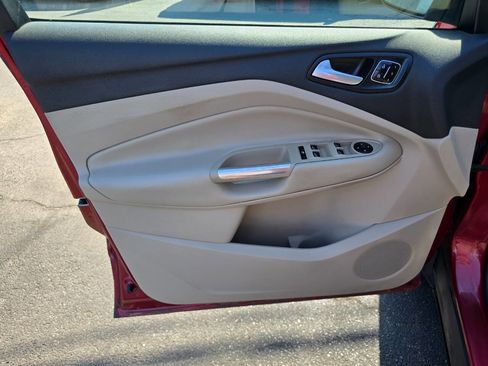 Used 2017 Ford Escape Titanium w/ Equipment Group 301A image 14