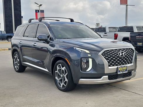 Used 2022 Hyundai Palisade Calligraphy w/ Cargo Package FWD image 3