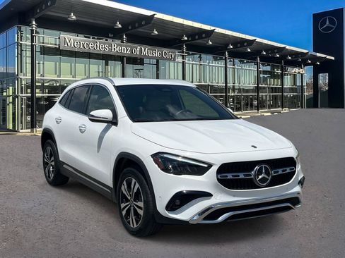 Certified 2025 Mercedes-Benz GLA 250 image 1