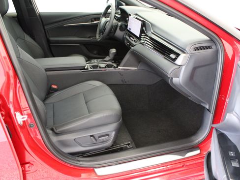 Used 2026 Toyota Camry XSE FWD image 38