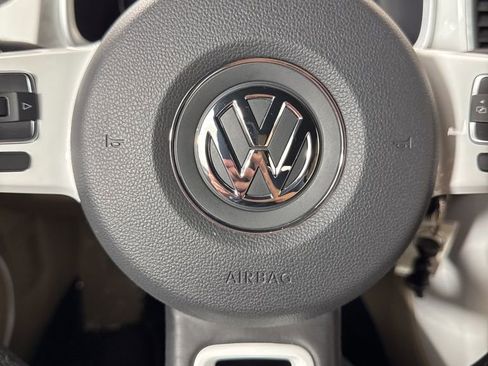 Used 2019 Volkswagen Beetle 2.0T S FWD image 33