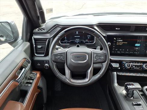 Used 2023 GMC Sierra 1500 Denali Ultimate image 10