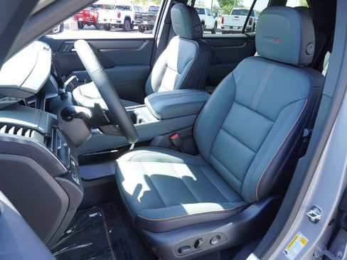 New 2026 GMC Acadia AT4 w/ Super Cruise Package AWD/4WD image 15