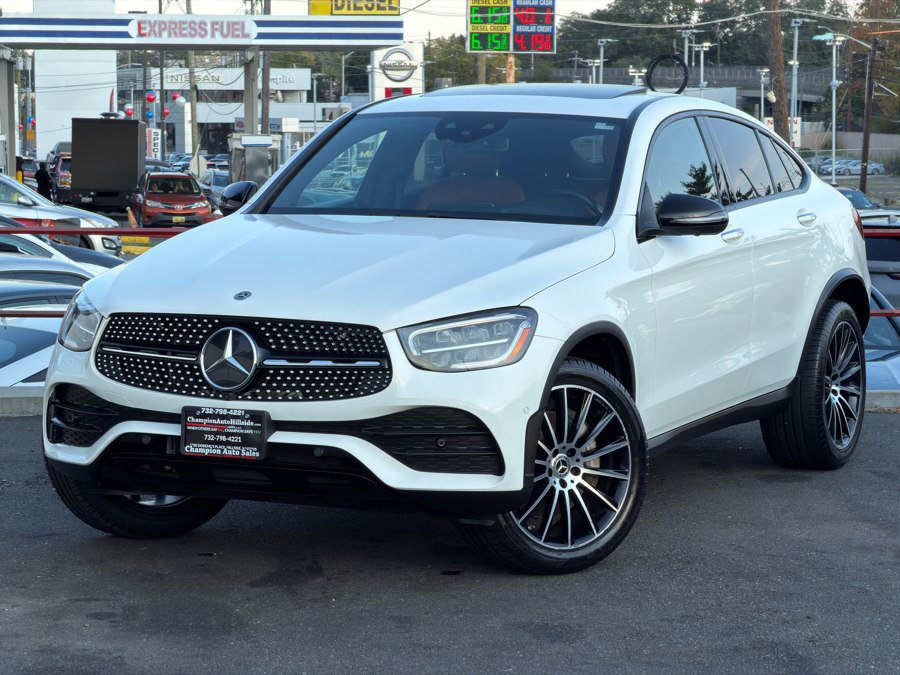 Used 2020 Mercedes-Benz GLC 300 4MATIC Coupe image 9