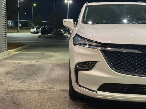 Used 2022 Buick Enclave Avenir w/ Avenir Technology Package image 33