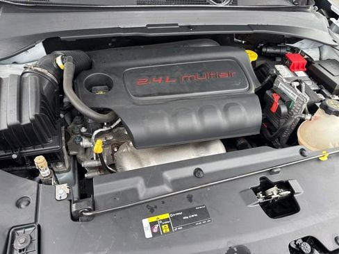 Used 2022 Jeep Compass Altitude image 28