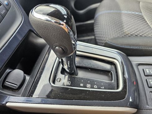 Used 2019 Nissan Sentra SR FWD image 58