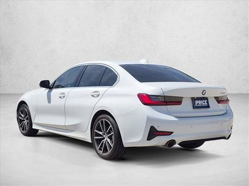 Used 2020 BMW 330i Sedan w/ Convenience Package RWD image 3