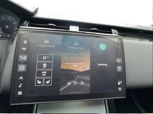 Used 2025 Land Rover Range Rover Velar S AWD/4WD image 49
