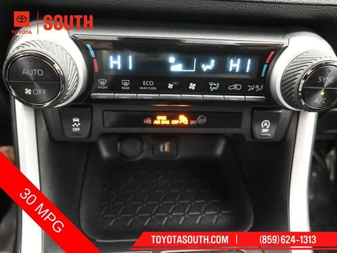 Used 2024 Toyota RAV4 XLE image 18