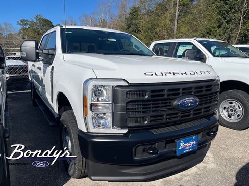 New 2026 Ford F250 XL image 1