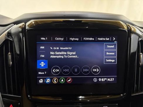 Used 2021 Chevrolet Traverse LT w/ LT Premium Package AWD/4WD image 46