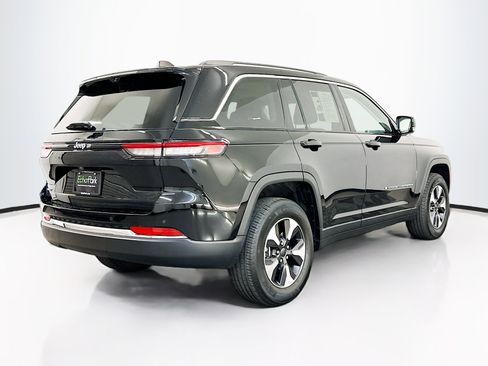 Used 2023 Jeep Grand Cherokee 4WD 4xe w/ Luxury Tech Group II image 9