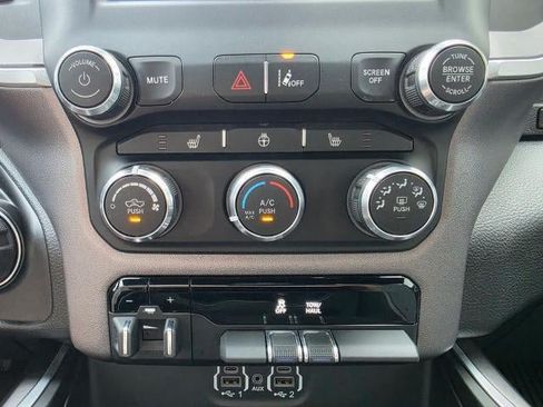 Used 2023 RAM 1500 Big Horn AWD/4WD image 23